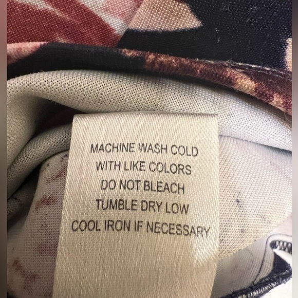 Beautiful Glamour Dress - Picture 4 of 8